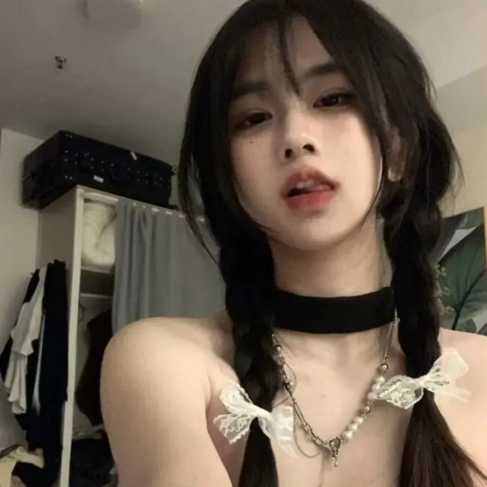 美妆护肤：敏感肌肤的护理与化妆技巧